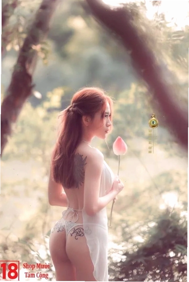 Bikini trong suốt với thiết kế độc đáo và quyến rũ