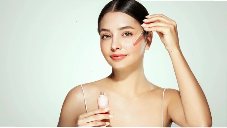 Có nên dùng serum cho da dầu mụn không?