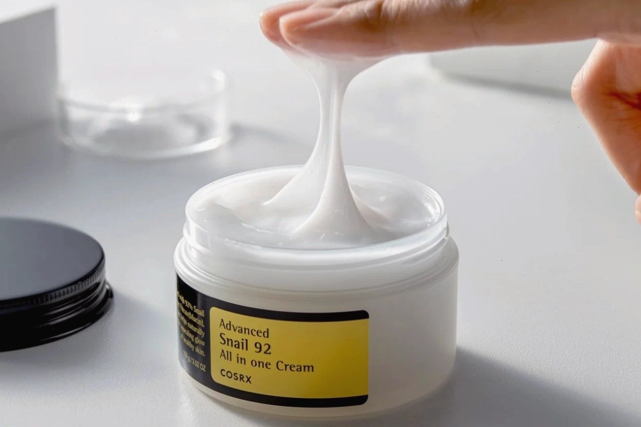 Cosrx Advanced Snail 92 All in One Cream cấp ẩm và phục hồi da với dịch nhầy ốc sên
