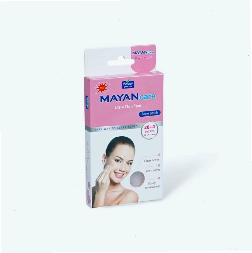 Dán miếng dán lên đúng vị trí nốt mụn