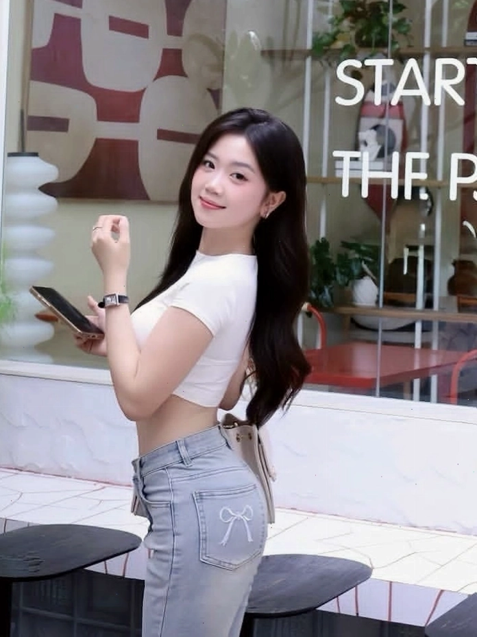 Gái xinh đẹp nhất Việt Nam với thần thái nổi bật