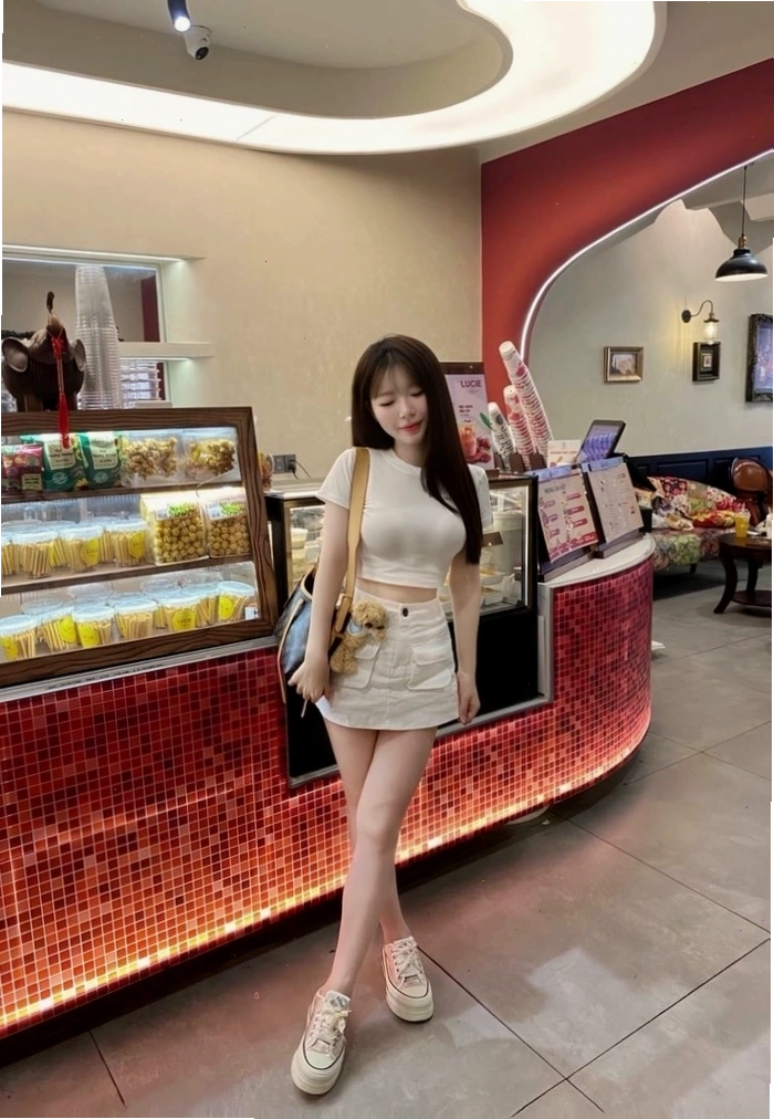 Gái xinh Việt Nam theo đuổi phong cách hiện đại, thời thượng và sành điệu