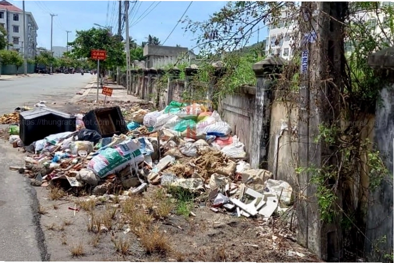 Hậu quả của việc vứt rác bừa bãi làm ô nhiễm không khí