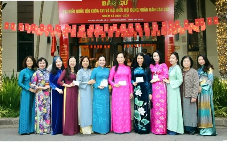 Hình ảnh tượng trưng về Marie Curie