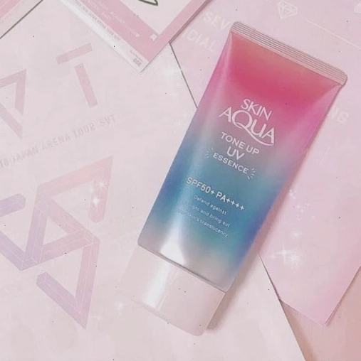 Kem chống nắng Skin Aqua UV Mild Gel