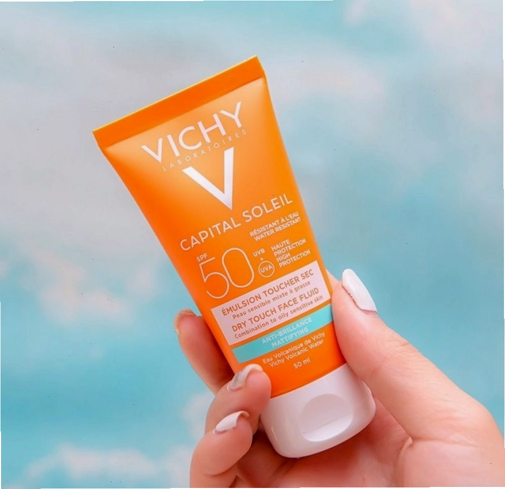 Kem chống nắng Vichy cho da dầu mụn
