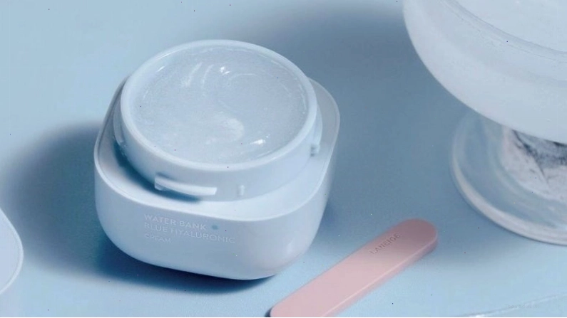 Kem dưỡng ẩm Laneige Water Bank Blue HA Cream Oily cho da dầu