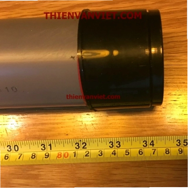 Lắp ống đựng thị kính vào thân kính
