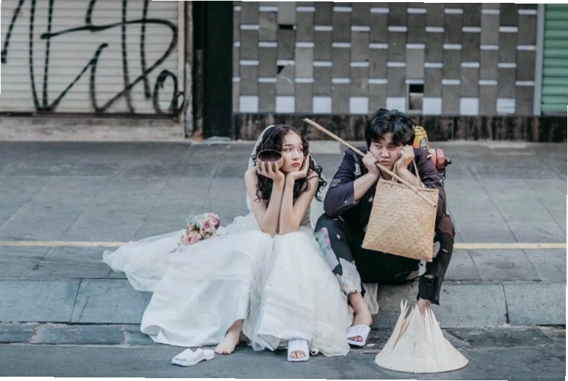 Meme ăn xin hài hước tại đám cưới