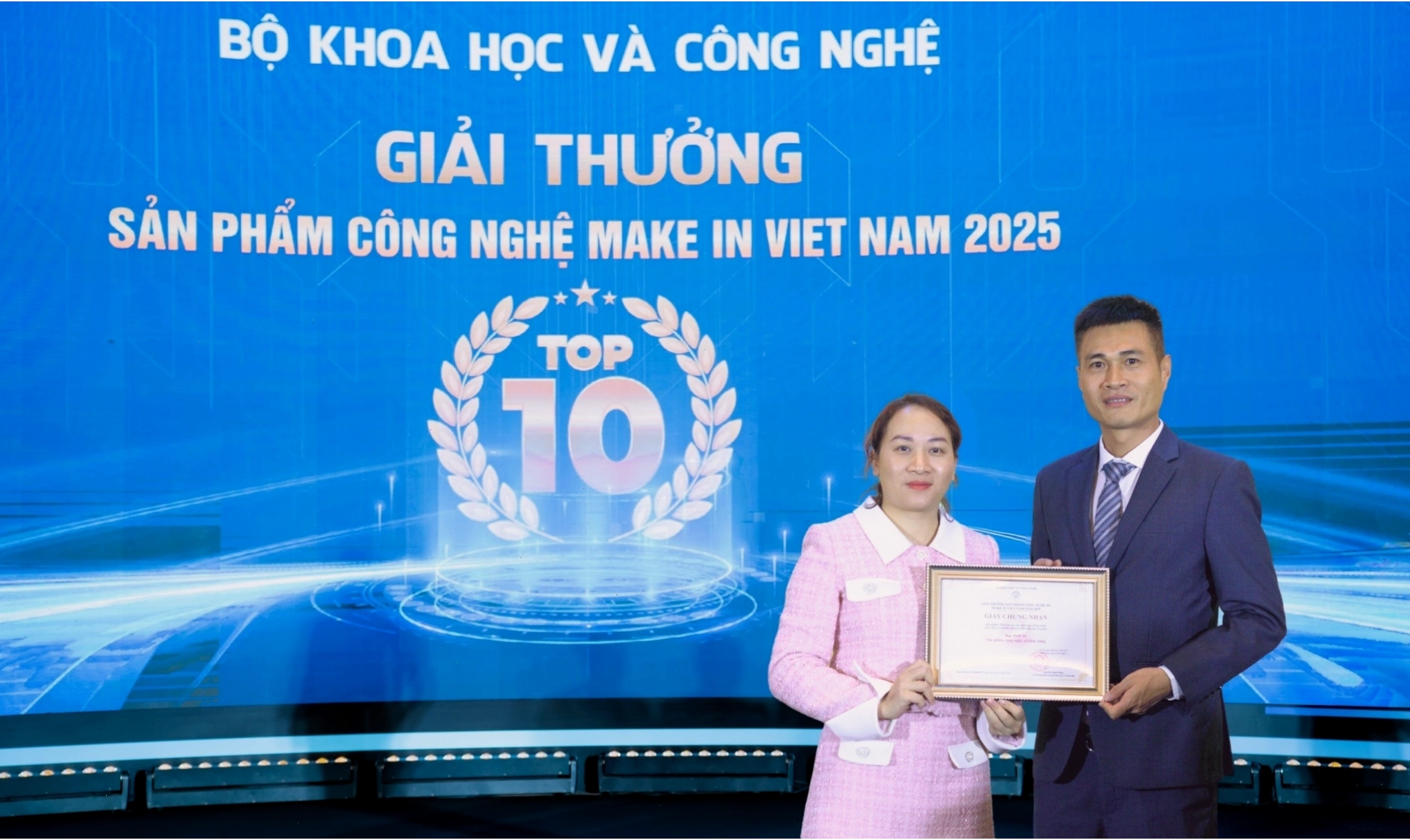 NaviEdu chinh phục giải thưởng Make in Viet Nam 2025