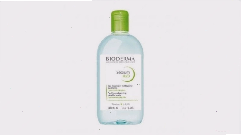 Nước tẩy trang Bioderma Sebium H2O giúp làm sạch lỗ chân lông và kiểm soát dầu thừa hiệu quả cho da dầu mụn