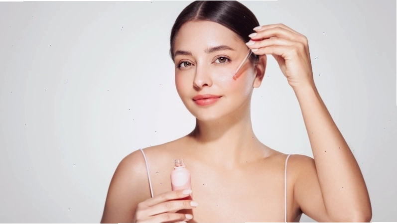 Serum cho da dầu mụn cần có khả năng kiềm dầu và kháng viêm