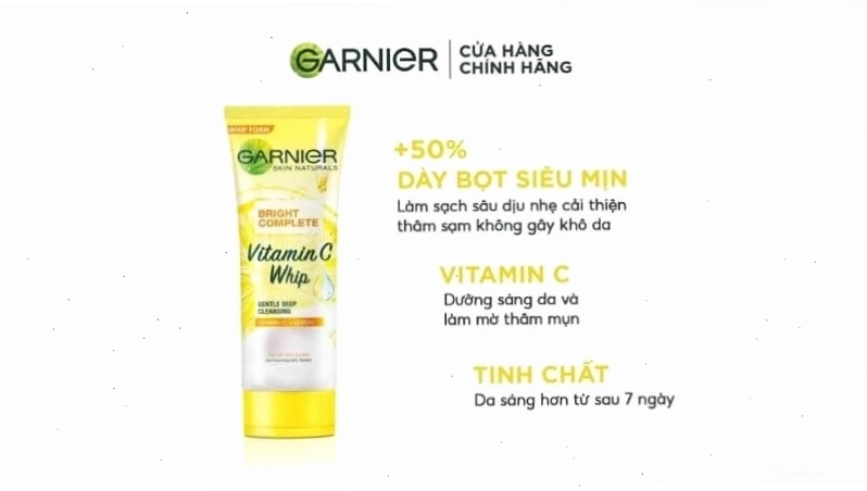 Sữa rửa mặt Garnier Light Complete Vitamin C Whip Foam làm sáng da