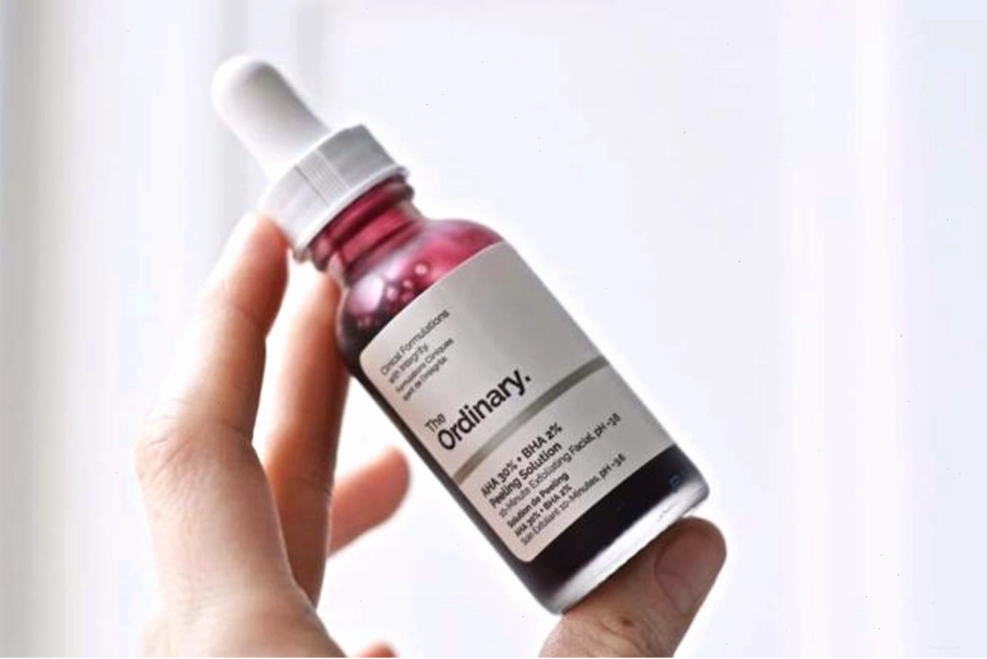 Tẩy tế bào chết The Ordinary AHA 30% + BHA 2% Peeling Solution