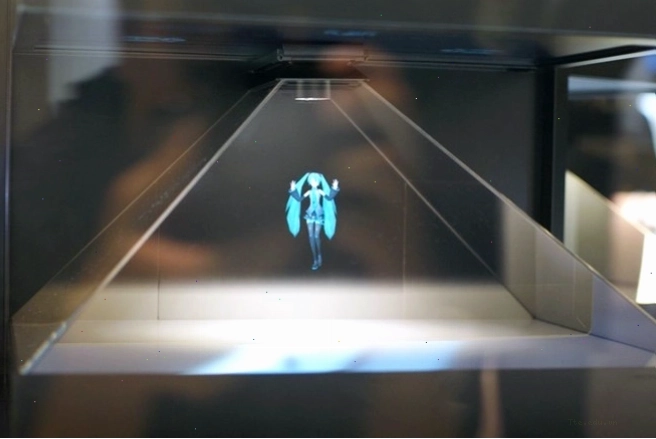 Tìm kiếm video hologram trên YouTube