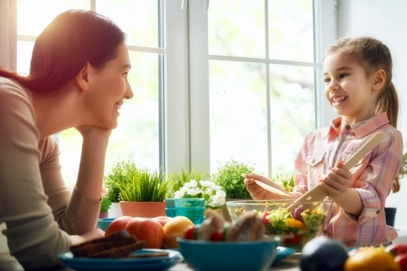 Trẻ học tập sa sút do thường xuyên bị cha mẹ la mắng