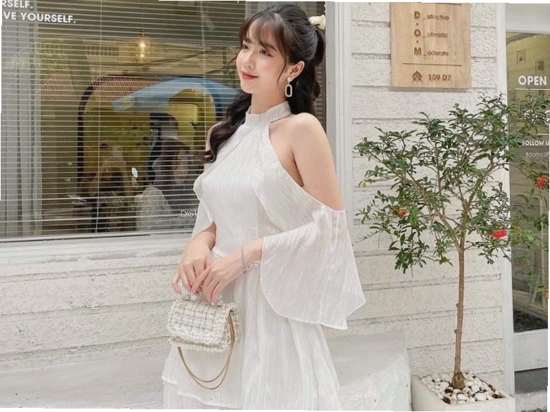 Visual trong trẻo và ngọt ngào của gái xinh mặc váy trắng