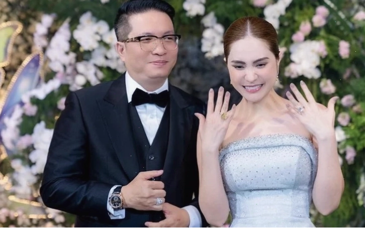 Vợ chồng Đoàn Di Băng: Kiếm bộn tiền từ bán sản phẩm ảnh hưởng trực tiếp sức khỏe và sắc đẹp phụ nữ