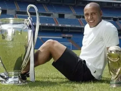 Khám phá sự nghiệp Roberto Carlos dưới góc nhìn chiến thuật