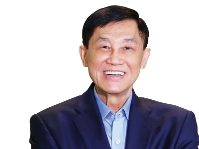 Johnathan Hạnh Nguyễn là ai? Chân dung "vua hàng hiệu" và gia đình