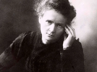 Marie Curie là ai? Nữ khoa học gia hai lần đoạt giải Nobel